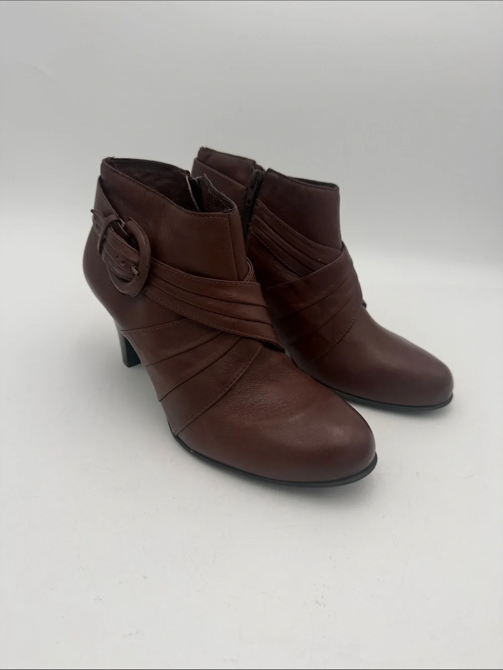 Nurture by Lamaze Women's Brown Ankle Booties 10M fall Y2K casual Buckle Accent